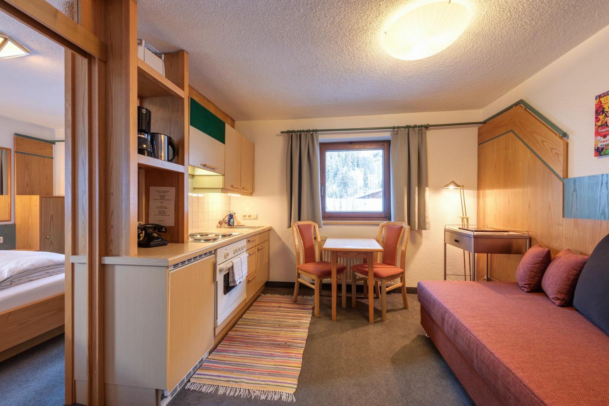 Hotel Pension Kirchplatz Sankt Anton am Arlberg Exteriér fotografie