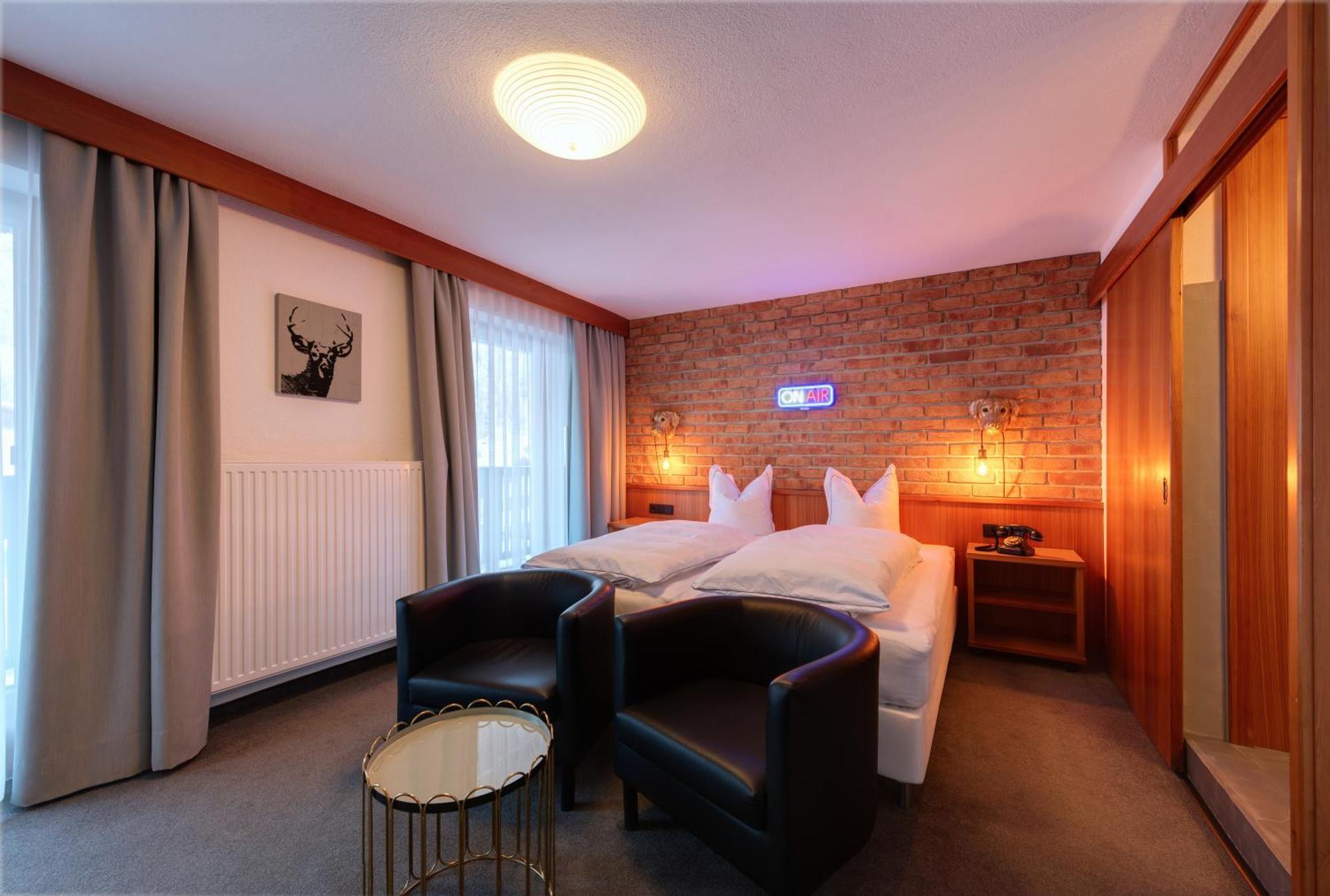Hotel Pension Kirchplatz Sankt Anton am Arlberg Exteriér fotografie